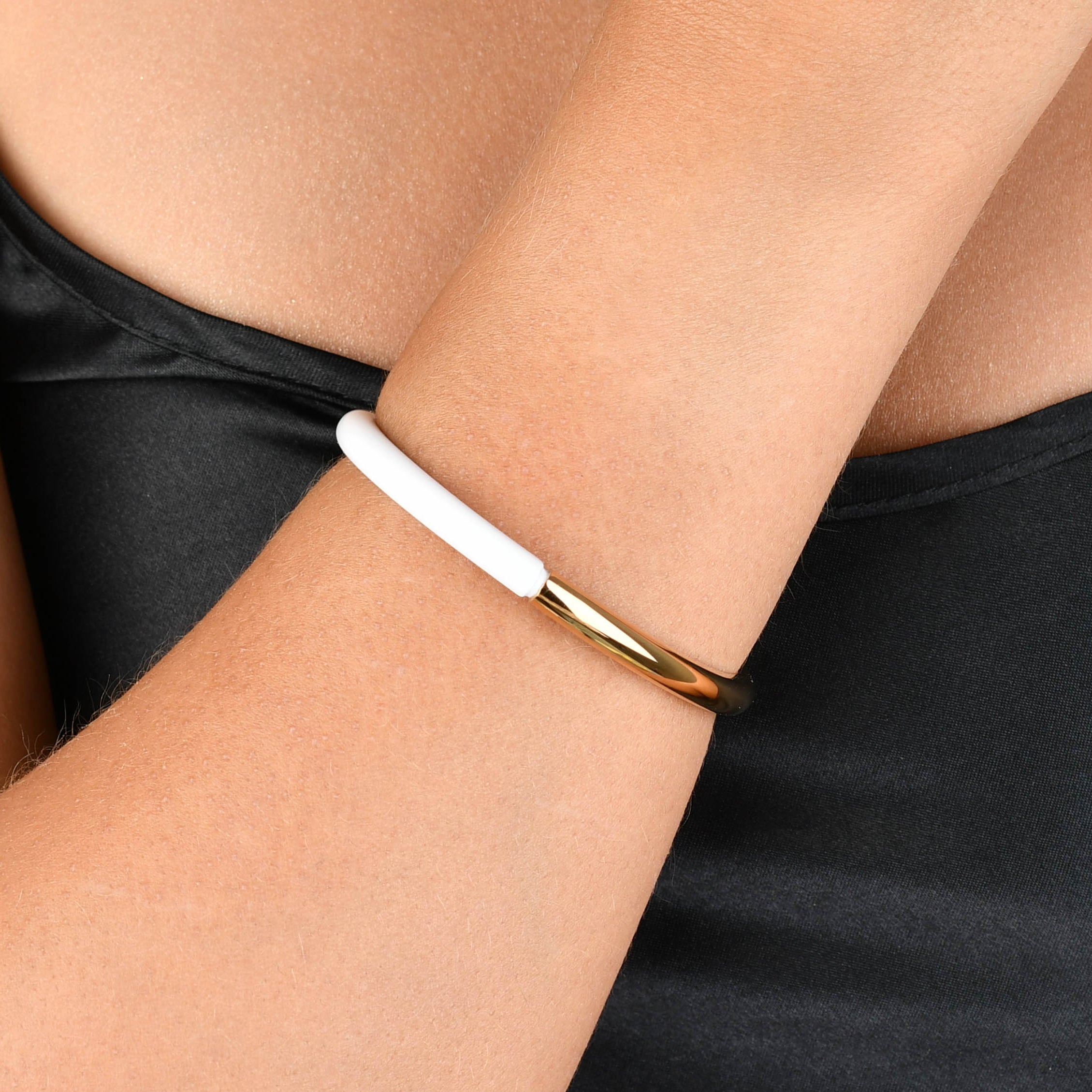 BRACELETE PRIME CUFF BICOLOR AÇO E CERÂMICA BRANCA