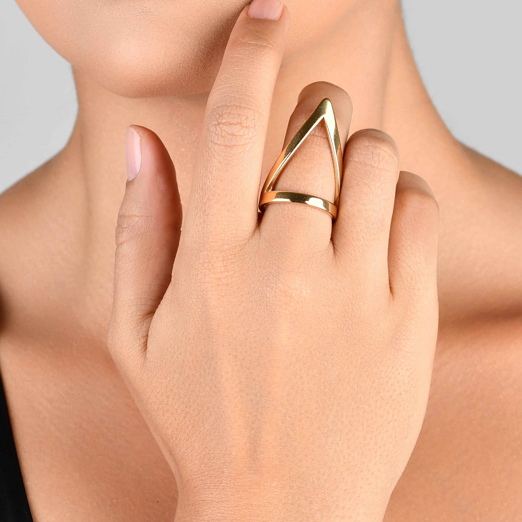 ANEL GEOMETRIC SHAPE V LONGO