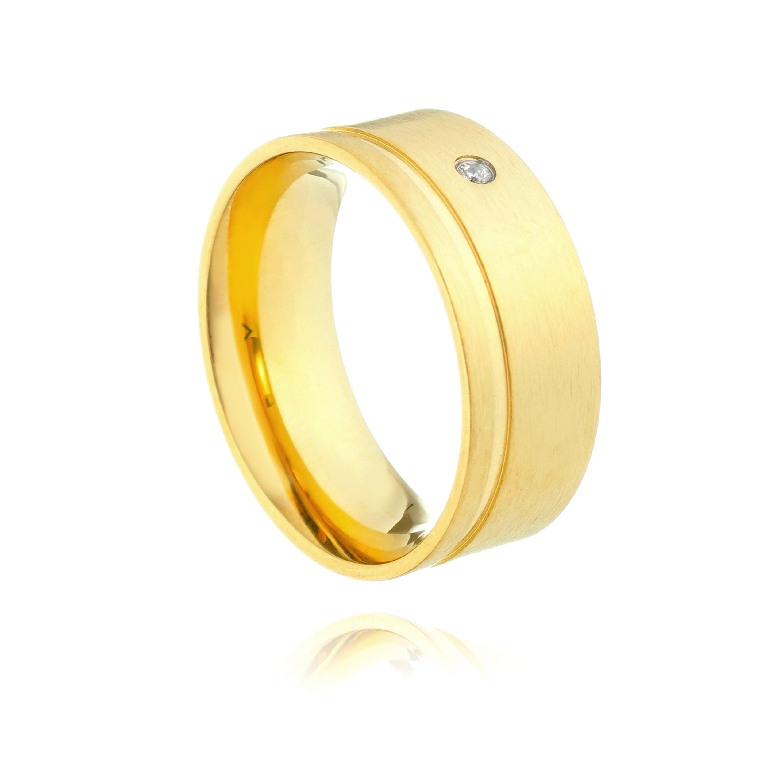 ALIANÇA BASIC RETA COM FRISO LATERAL E ZIRCÔNIA AÇO ESCOVADO COM BANHO DE OURO 8MM