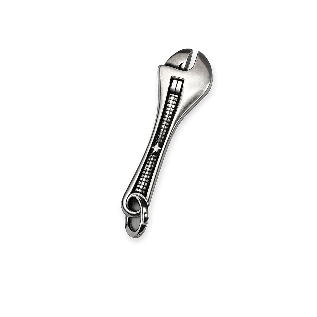 PINGENTE DARK CHAVE INGLESA METALWORK