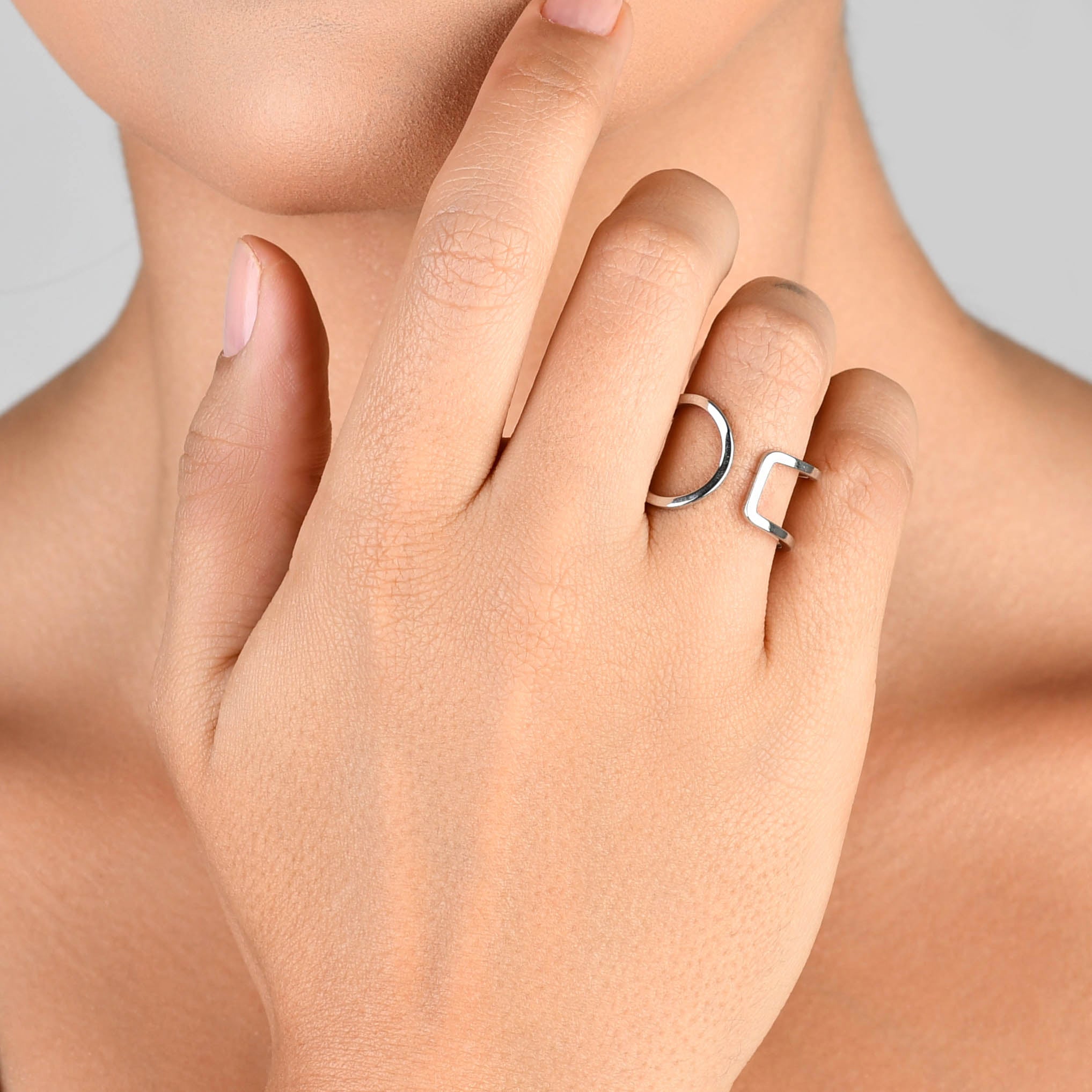 ANEL GEOMETRIC CUF FIO DUPLO RETO