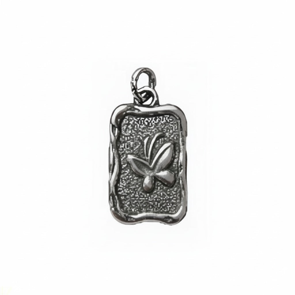 PINGENTE DARK BORBOLETA PLACA TEXTURIZADA
